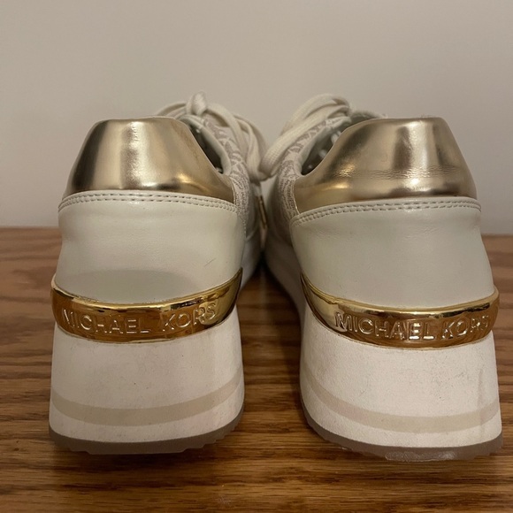 Michael Kors Monique Sneakers - Picture 4 of 6